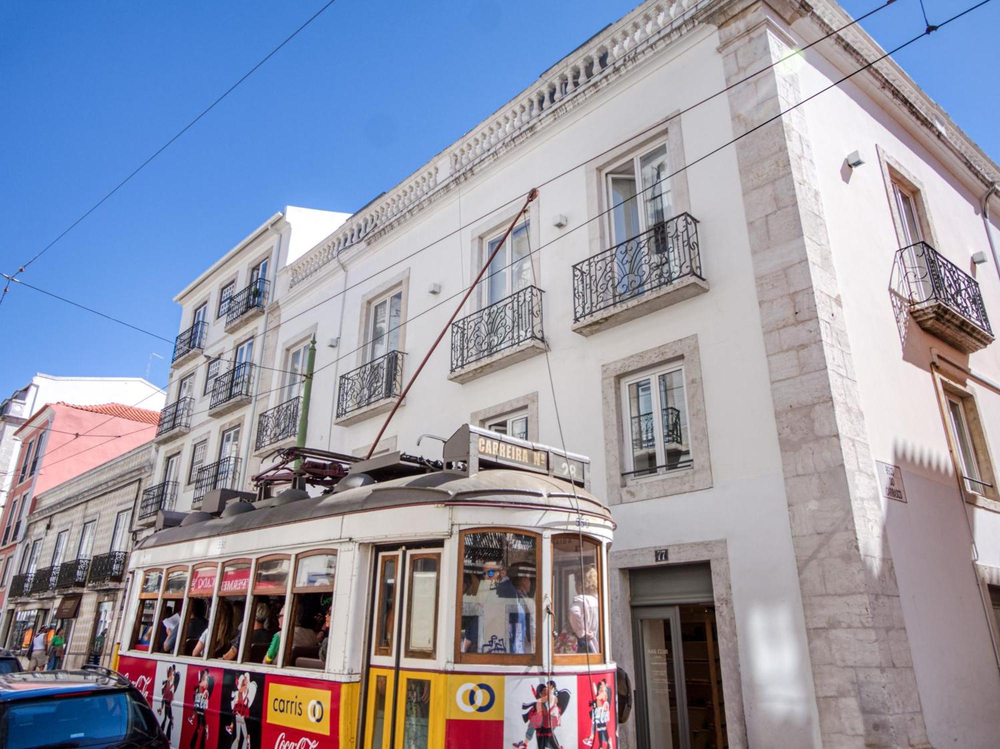 Boutique Apartment In The Heart Of Lisbon ! Lemonn B Bagian luar foto