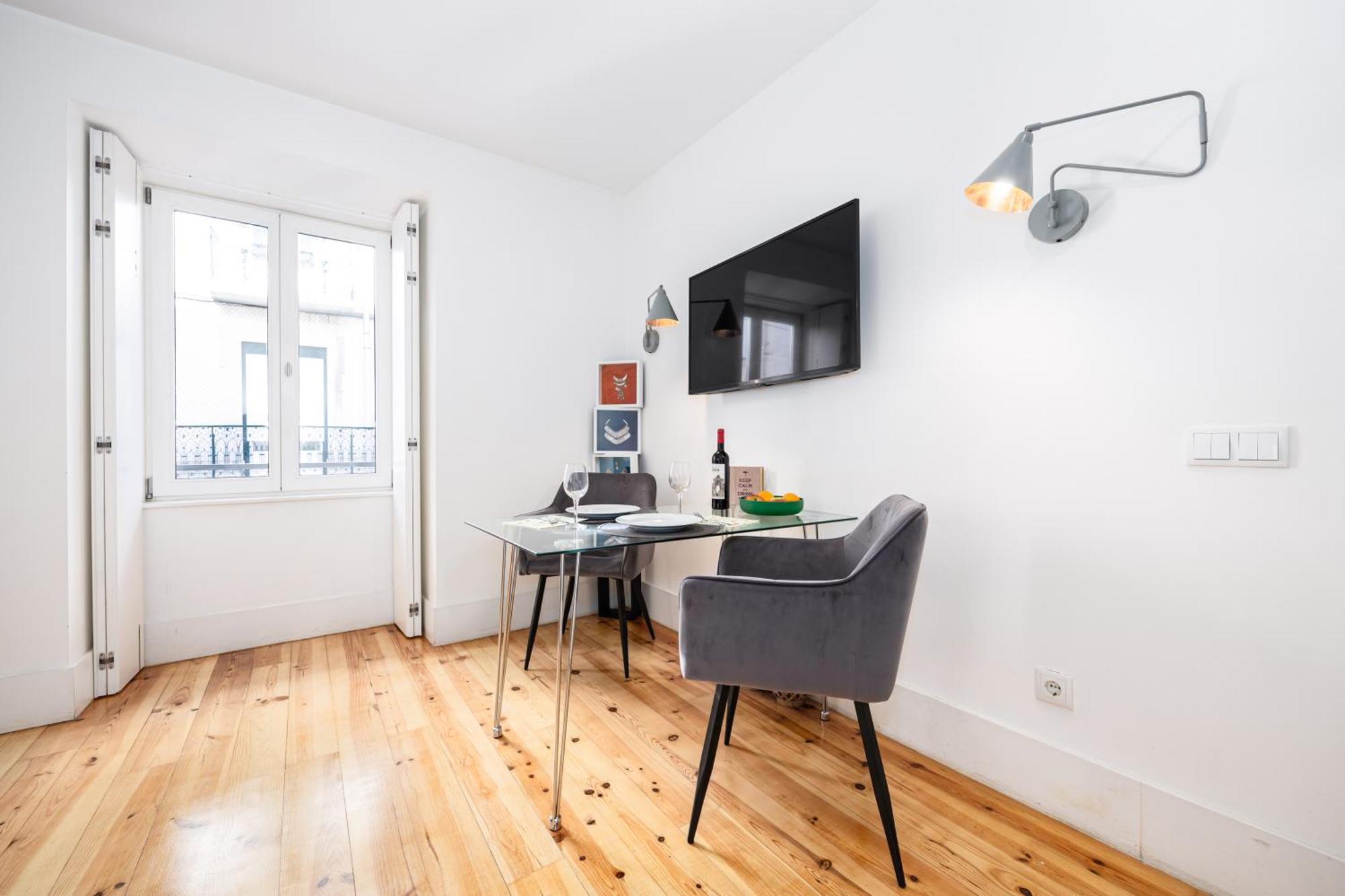 Boutique Apartment In The Heart Of Lisbon ! Lemonn B Bagian luar foto