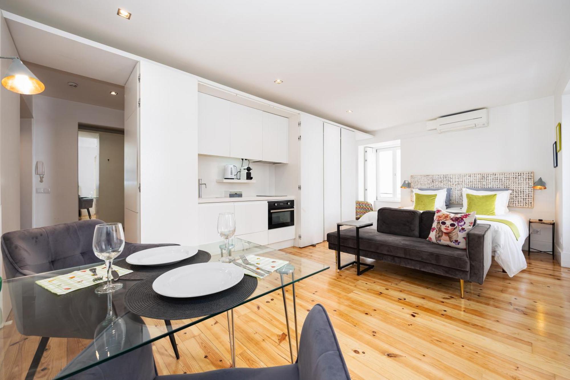 Boutique Apartment In The Heart Of Lisbon ! Lemonn B Bagian luar foto